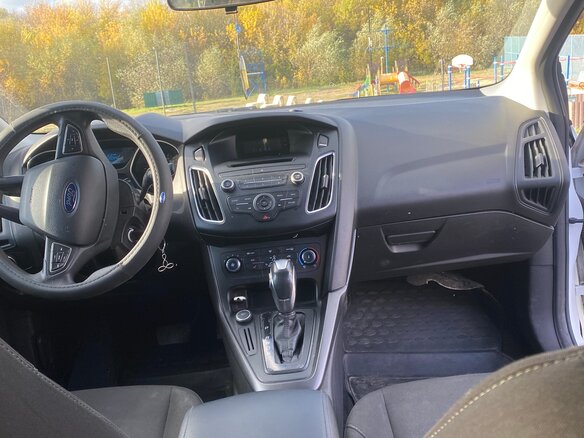 2017 Ford Focus III Рестайлинг, белый, 820000 рублей - вид 5