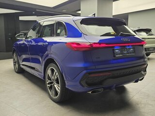 2026 Audi Q5 45 TFSI III (GU), синий, 9389000 рублей, вид 5