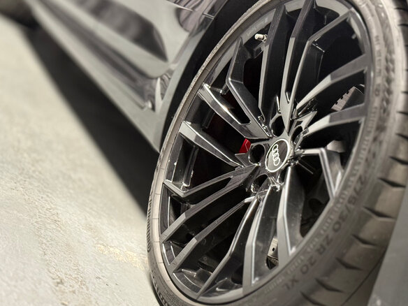 2021 Audi RS 4 IV (B9) Рестайлинг, чёрный, 7650000 рублей - вид 15