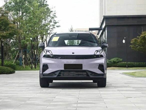 2026 Lynk & Co 06 I Рестайлинг, белый, 2732700 рублей - вид 1