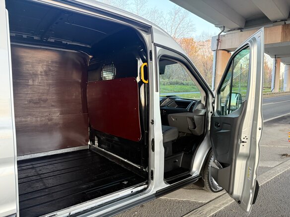 2022 Ford Transit, серебристый, 2990000 рублей - вид 19