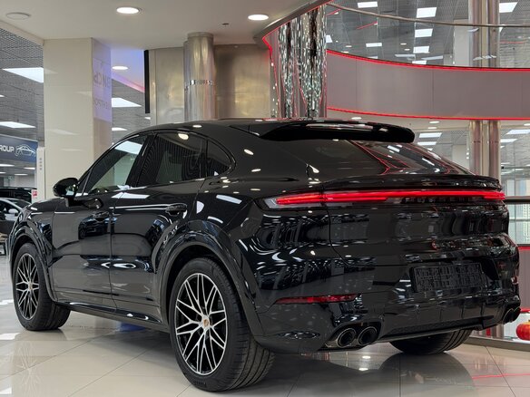 2026 Porsche Cayenne Coupé III Рестайлинг, чёрный, 17995000 рублей - вид 2