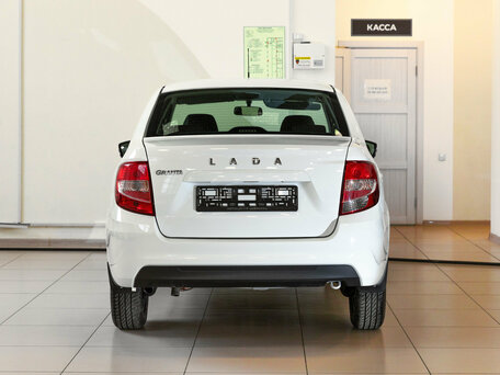 2026 Lada (ВАЗ) Granta I Рестайлинг, белый, 1250000 рублей, вид 5