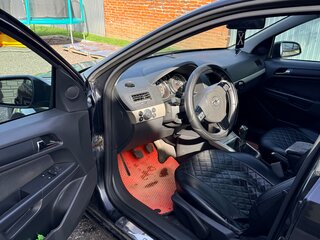 2007 Opel Astra H Рестайлинг, чёрный, 360000 рублей, вид 4