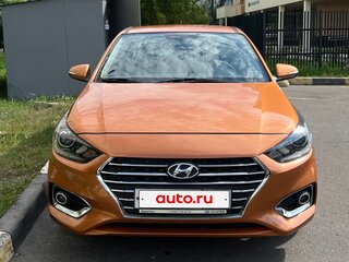 2018 Hyundai Solaris II, оранжевый, 1490000 рублей, вид 2