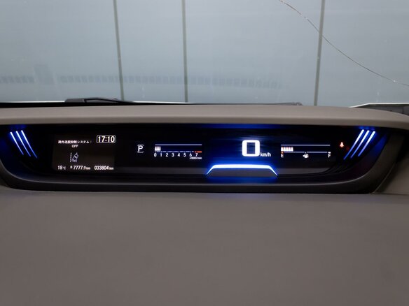 2017 Honda Freed II, белый, 1680000 рублей - вид 15