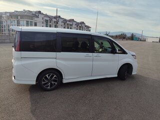 2020 Honda Stepwgn Spada V Рестайлинг, белый, 2300000 рублей, вид 2