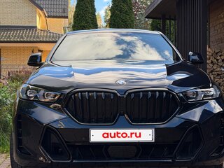 2021 BMW X6 40i III (G06), чёрный, 8100000 рублей, вид 3