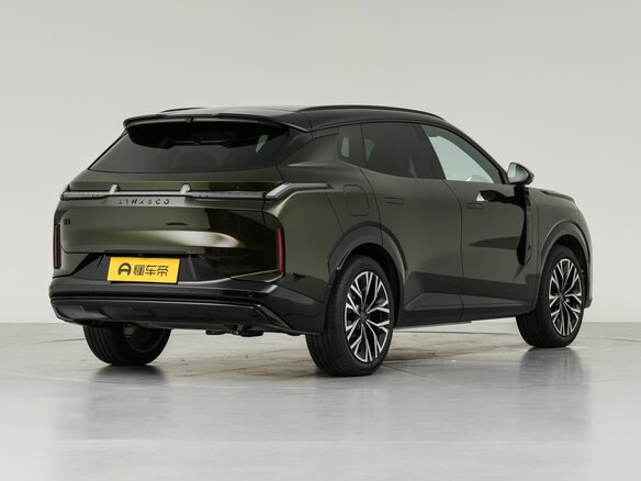 2026 Lynk & Co 08 EM-P 38.2 kWh I Рестайлинг, зелёный, 5557000 рублей - вид 5