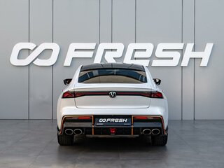 2024 Changan UNI-V I, белый, 2750000 рублей, вид 4
