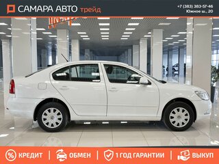 2012 Skoda Octavia II (A5) Рестайлинг, белый, 735000 рублей, вид 5