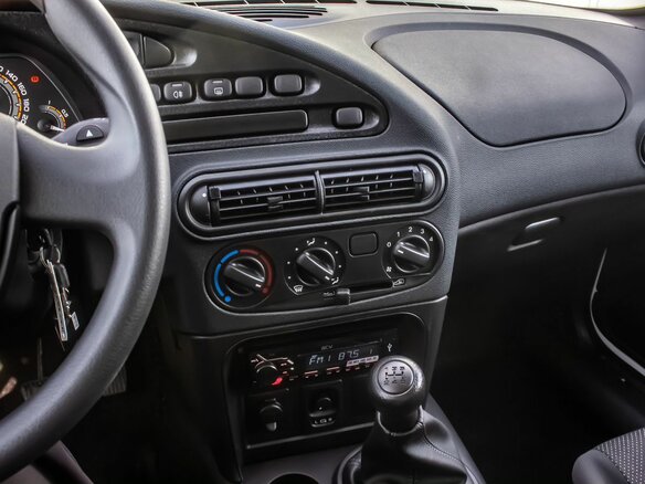 2026 Lada (ВАЗ) Niva Travel I Рестайлинг, белый, 1419000 рублей - вид 16