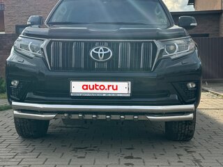 2021 Toyota Land Cruiser Prado 150 Series Рестайлинг 3, чёрный, 7970000 рублей, вид 4