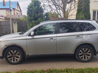 2012 Mitsubishi Outlander III, серебристый, 980000 рублей, вид 4