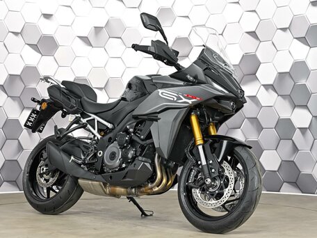 2025 Suzuki GSX-S 1000GX, чёрный, 1659000 рублей, вид 1