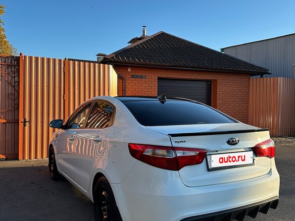 2014 Kia Rio III, белый, 949000 рублей - вид 3