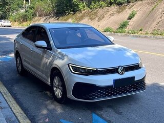 2023 Volkswagen Lavida III Рестайлинг, белый, 1129000 рублей, вид 3