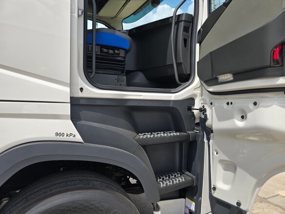 2026 Volvo FH, белый, 23800000 рублей - вид 25