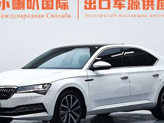 2023 Skoda Superb III Рестайлинг, белый, 1580000 рублей, вид 1