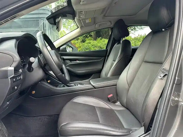 2022 Mazda 3 Axela IV (BP), серый, 1185000 рублей - вид 8