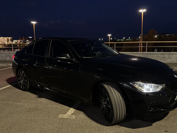 2015 BMW 3 серии 316i VI (F3x), чёрный, 1500000 рублей