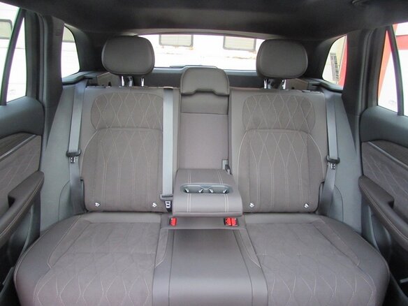 2026 Geely Monjaro (Xingyue L) I Рестайлинг 2 (China Market), чёрный, 4190000 рублей - вид 12