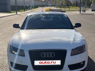 2010 Audi A5 I (8T), белый, 700000 рублей, вид 2