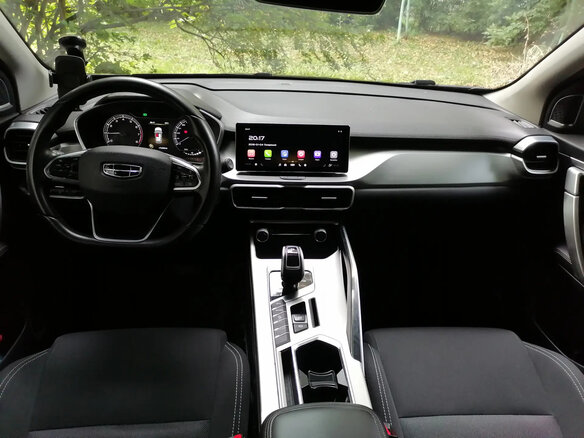 2021 Geely Coolray I, чёрный - вид 4
