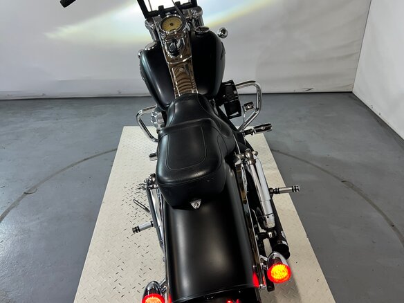 2008 Harley-Davidson Fat Bob, чёрный, 570000 рублей - вид 3