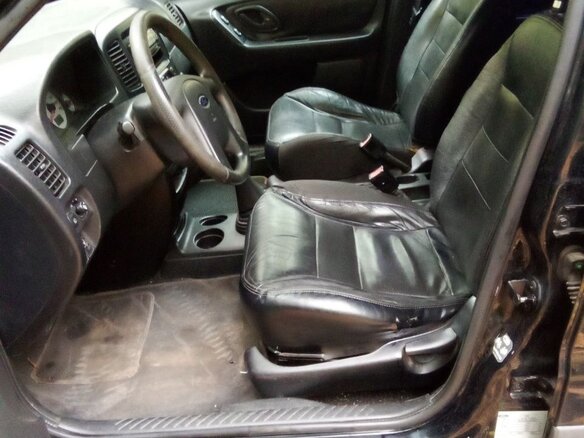 2002 Ford Maverick III, чёрный, 320000 рублей - вид 12