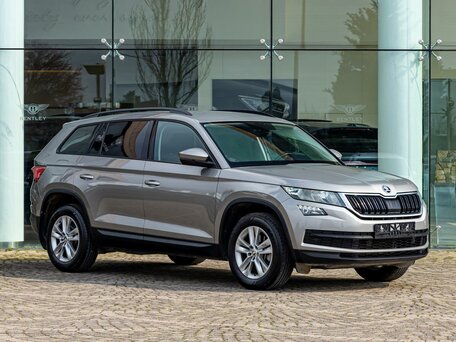 2020 Skoda Kodiaq I, серый, 2355000 рублей, вид 3