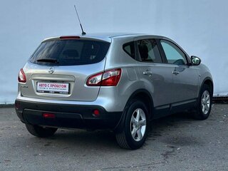 2013 Nissan Qashqai I Рестайлинг, серебристый, 920000 рублей, вид 5