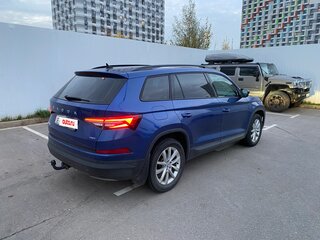 2021 Skoda Kodiaq I Рестайлинг, синий, 3000000 рублей, вид 5