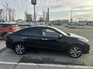 2017 Kia Rio IV, чёрный, 1470000 рублей, вид 4