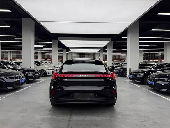 2025 Zeekr 001 95 kWh I Рестайлинг 2, чёрный, 6333000 рублей - вид 3