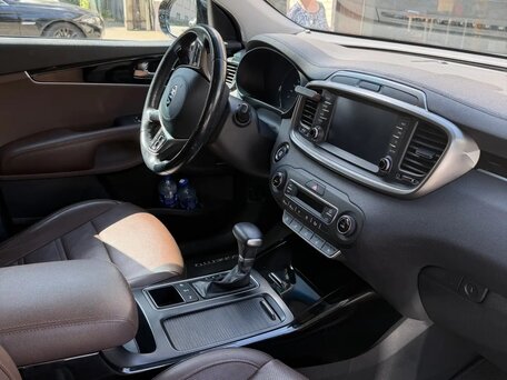 2019 Kia Sorento III Prime Рестайлинг, серый, 2990000 рублей, вид 5