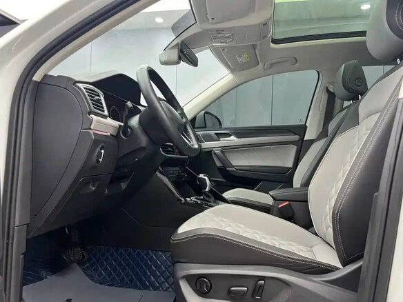 2023 Volkswagen Tayron I Рестайлинг, белый, 2500000 рублей - вид 7