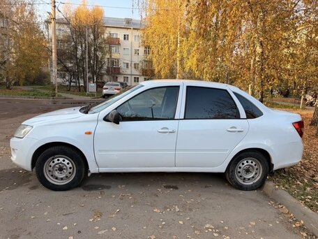 2014 Lada (ВАЗ) Granta I, белый, 310000 рублей, вид 3
