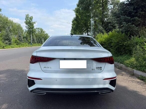 2023 Audi A3 35 TFSI Long IV (8Y), белый, 2100000 рублей - вид 4
