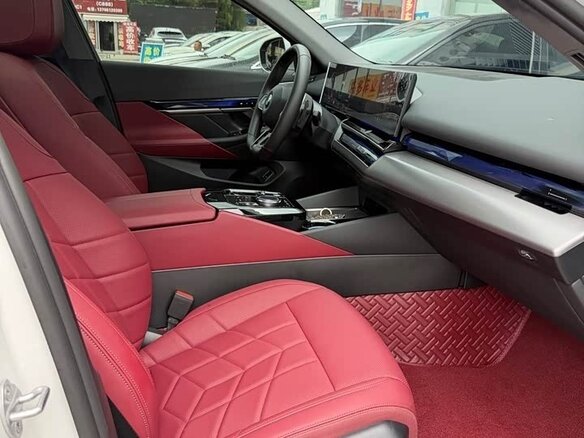 2025 BMW 5 серии 530Li xDrive VIII (G60/G61/G68), белый - вид 7