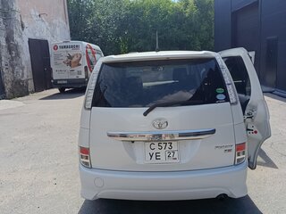 2013 Toyota ISis I Рестайлинг, белый, 1250000 рублей, вид 5