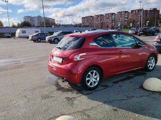 2013 Peugeot 208 I, красный, 740000 рублей, вид 4