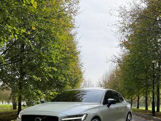 2021 Volvo S60 Mild Hybrid III, белый, 2800000 рублей, вид 1