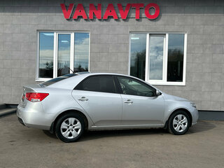 2013 Kia Cerato 6-speed II, серый, 755000 рублей, вид 5