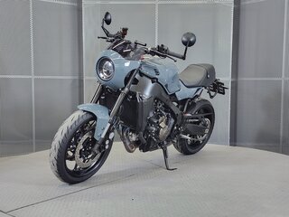 2024 Yamaha XSR900, серый, 1195000 рублей, вид 4