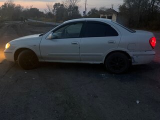 2005 Nissan Bluebird Sylphy I (G10), белый, 300000 рублей, вид 4