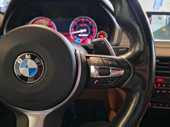 2016 BMW X6 M50d II (F16), белый - вид 19