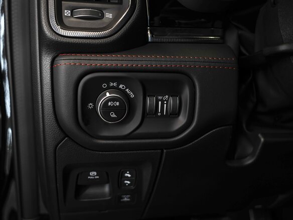 2026 Ram 1500 RHO V Рестайлинг, чёрный, 11495999 рублей - вид 12