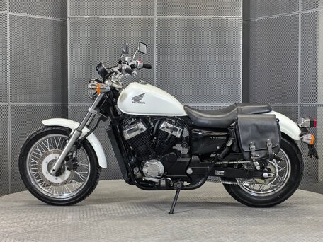 2010 Honda VT 750, белый, 577000 рублей, вид 5