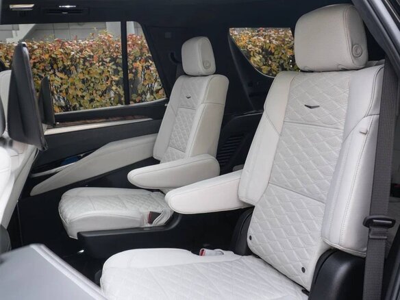 2025 Cadillac Escalade V Рестайлинг, чёрный, 21990000 рублей - вид 26